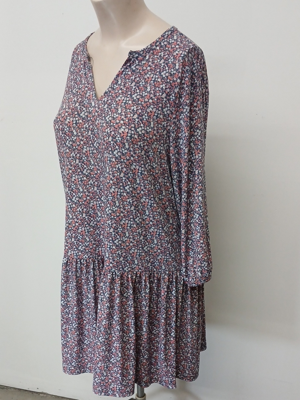 Banana Republic Drop Waist Floral Dress / Size XL - Picture 2 of 7